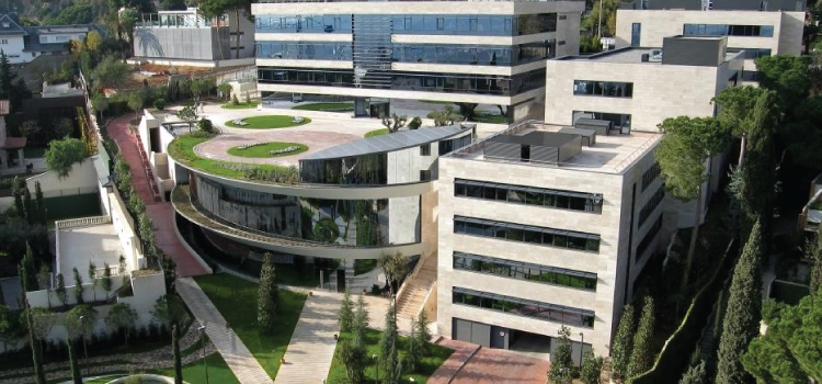 IESE Business School